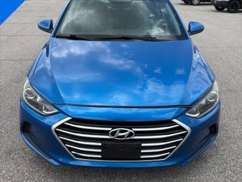 Used 2018 Hyundai Elantra SEL FWD image 9