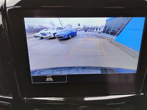 Used 2023 Chevrolet Traverse LT w/ LPO, Floor Liner Package image 6