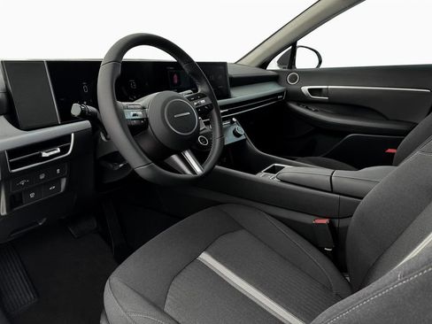 Used 2025 Hyundai Sonata SEL FWD image 14