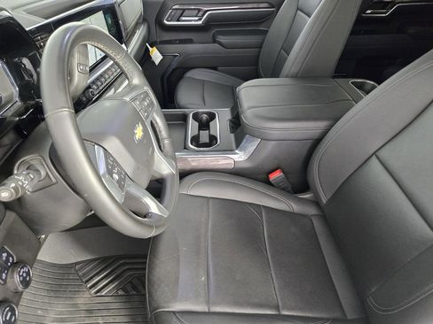 Used 2024 Chevrolet Silverado 2500 LTZ w/ LTZ Texas Edition image 14