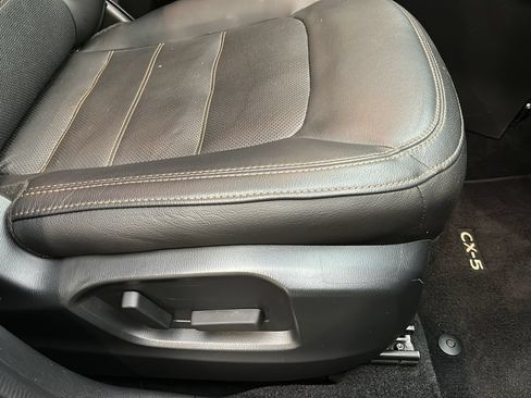 Used 2023 MAZDA CX-5 AWD 2.5 S w/ Premium Package image 19
