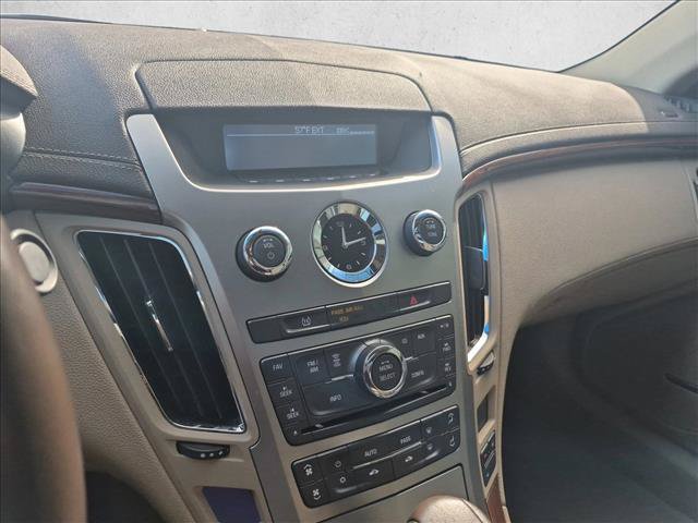 Used 2010 Cadillac CTS Luxury RWD image 11
