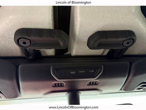 Used 2021 Jeep Gladiator Willys image 31