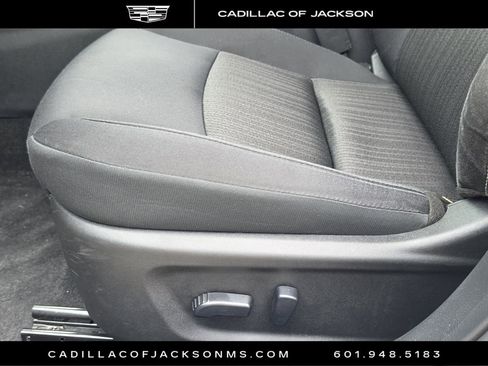 Used 2025 Nissan Altima 2.5 SV FWD image 3