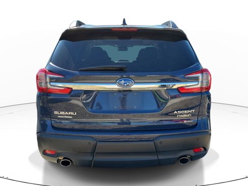 Used 2023 Subaru Ascent Touring image 5