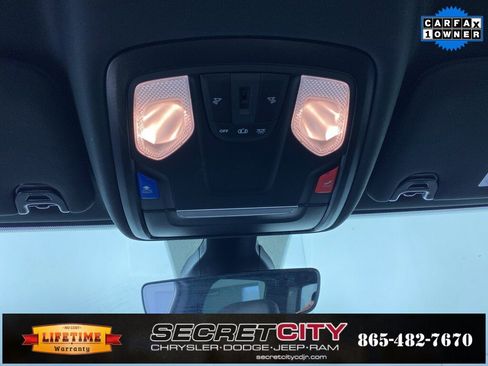 Used 2024 RAM 2500 Big Horn w/ Sport Appearance Package image 20