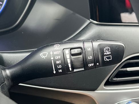 Used 2022 Hyundai Palisade SE w/ Cargo Package image 34