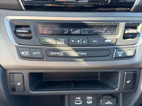 Used 2025 Honda Ridgeline RTL image 15