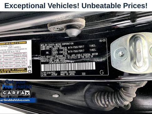 Used 2023 Toyota 4Runner SR5 AWD/4WD image 34