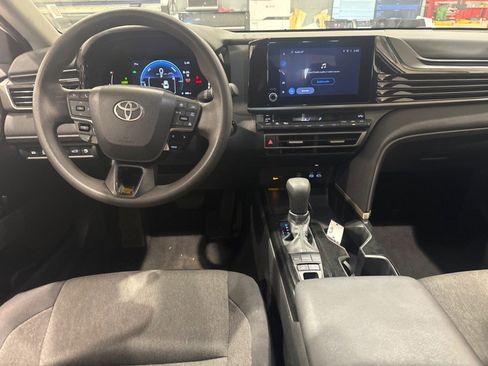 Certified 2025 Toyota Camry LE image 42