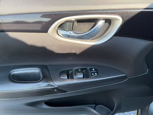 Used 2019 Nissan Sentra SV FWD image 15