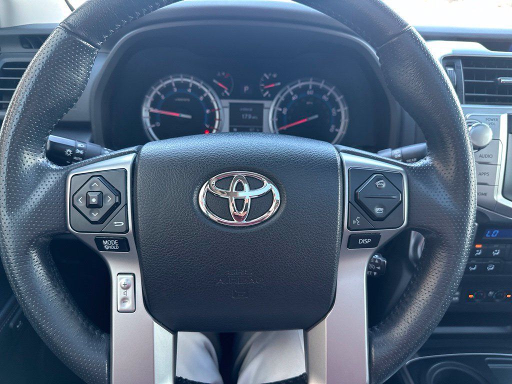 Used 2018 Toyota 4Runner Limited RWD image 12