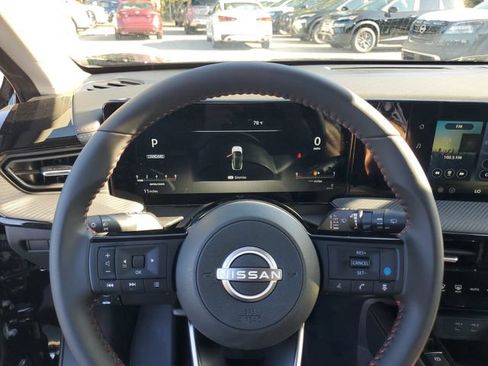 New 2026 Nissan Kicks SR w/ Cold Weather Package AWD/4WD image 12