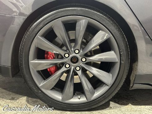 Used 2016 Tesla Model S P90D image 28