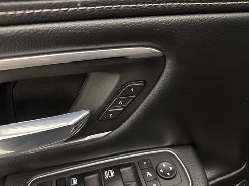 Used 2023 RAM 1500 Laramie image 30