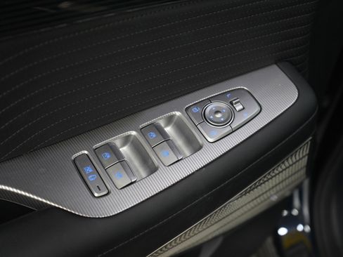 Used 2024 Hyundai Palisade Calligraphy image 23