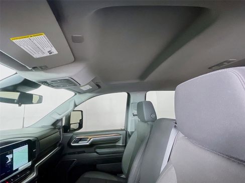 Certified 2025 Chevrolet Silverado 2500 LT image 12
