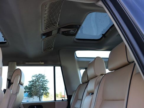 Used 2004 Land Rover Discovery SE image 13