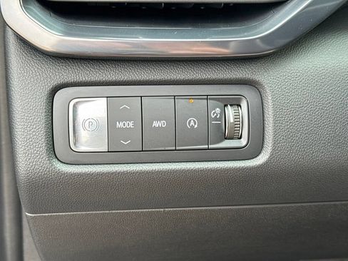 Used 2025 GMC Acadia AT4 AWD/4WD image 18