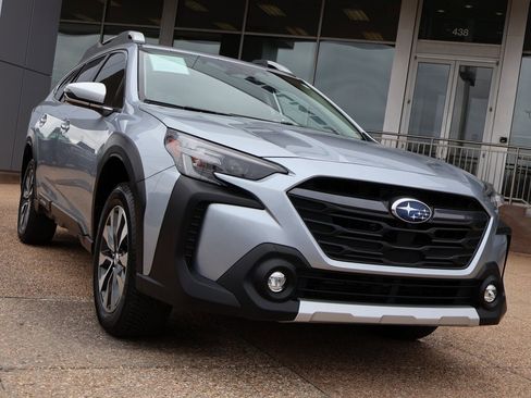 Used 2023 Subaru Outback Touring XT image 7