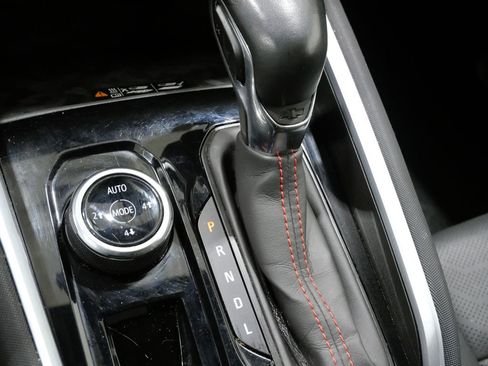 Used 2023 Chevrolet Colorado Z71 w/ Z71 Convenience Package 2 image 21