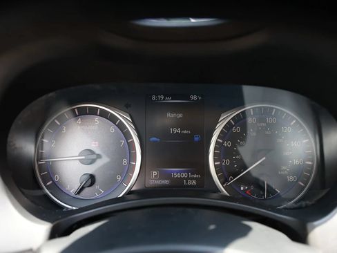 Used 2017 INFINITI Q50 3.0t Premium RWD image 28