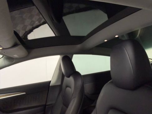 Used 2022 Tesla Model 3 Long Range image 23