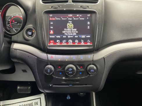 Used 2017 Dodge Journey Crossroad w/ Popular Equipment Group FWD image 15