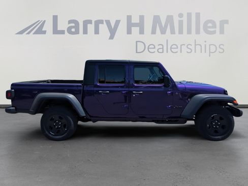 New 2026 Jeep Gladiator Sport AWD/4WD image 6