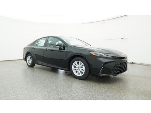 New 2026 Toyota Camry LE image 29