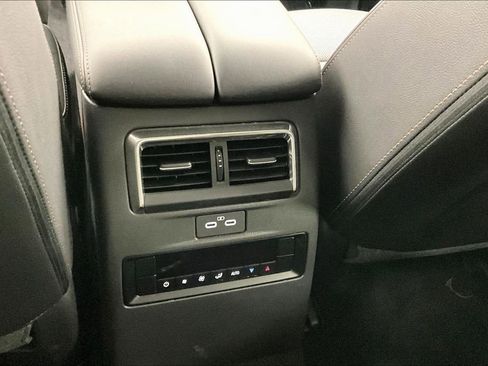 Used 2025 MAZDA CX-70 Plug-In Hybrid w/ Premium Pkg image 31