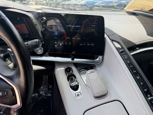 Used 2020 Chevrolet Corvette Stingray Preferred Cpe w/ 2LT Preferred Equipment Group RWD image 31