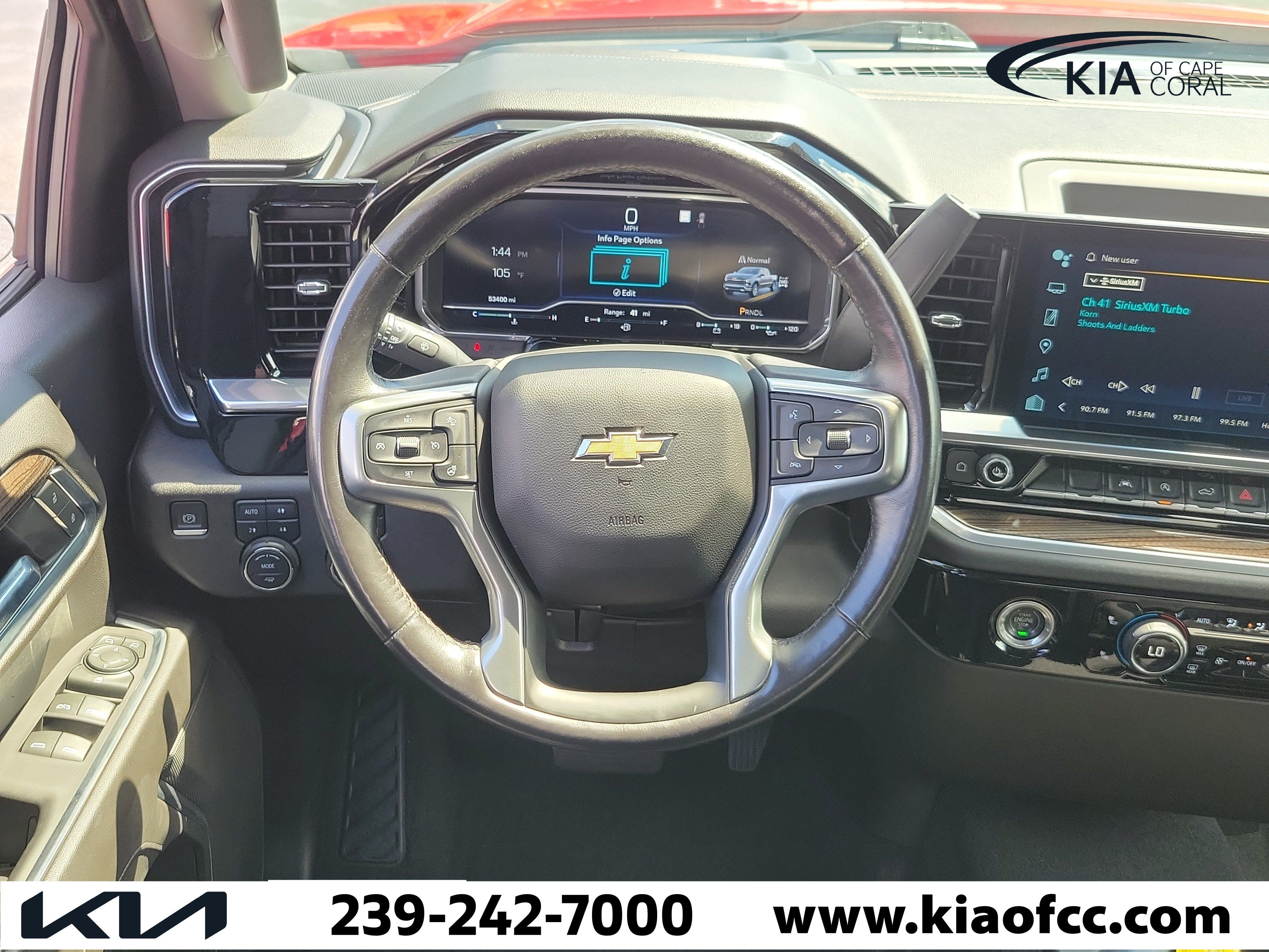 Used 2022 Chevrolet Silverado 1500 LT AWD/4WD image 16