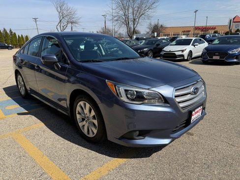 Used 2016 Subaru Legacy 2.5i Premium image 3