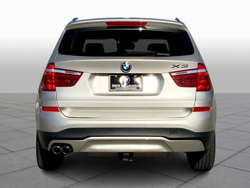 Used 2017 BMW X3 xDrive28i AWD/4WD image 4