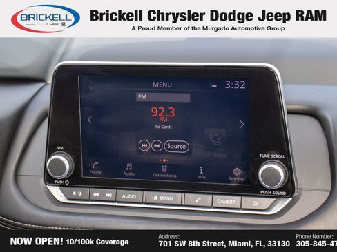 Used 2025 Nissan Rogue SV w/ SV Premium Package image 22