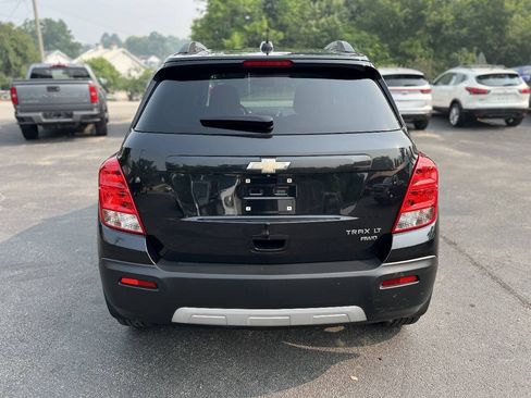 Used 2016 Chevrolet Trax LT w/ LT Sun and Sound Package AWD/4WD image 6