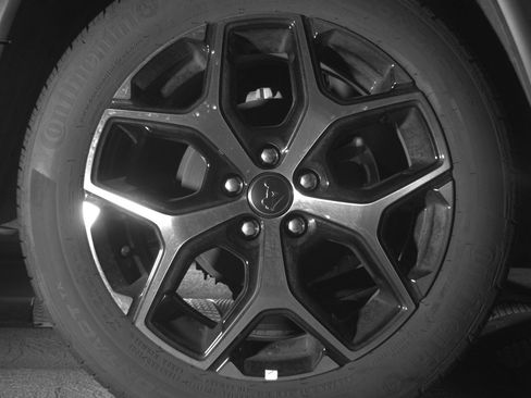 Used 2025 Jeep Compass Limited image 15