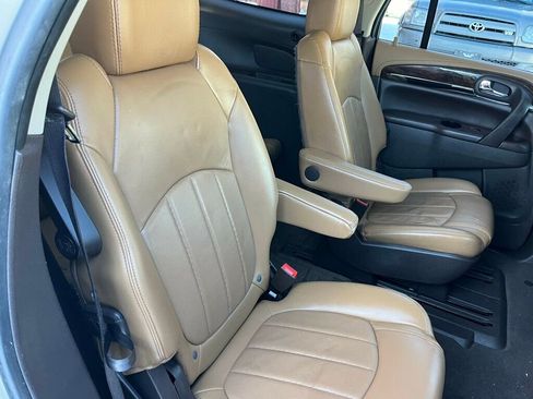 Used 2017 Buick Enclave Leather FWD image 14