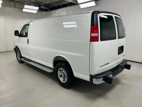 Used 2025 GMC Savana 2500 w/ Driver Convenience Package RWD image 7