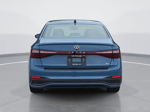 New 2026 Volkswagen Jetta SE image 4