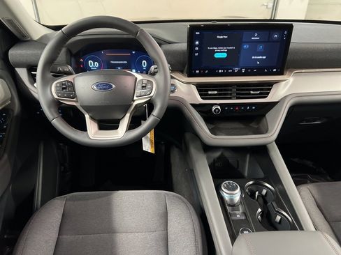 New 2026 Ford Explorer Active image 8