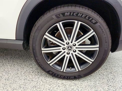 Used 2025 Mercedes-Benz GLE 350 4MATIC image 9