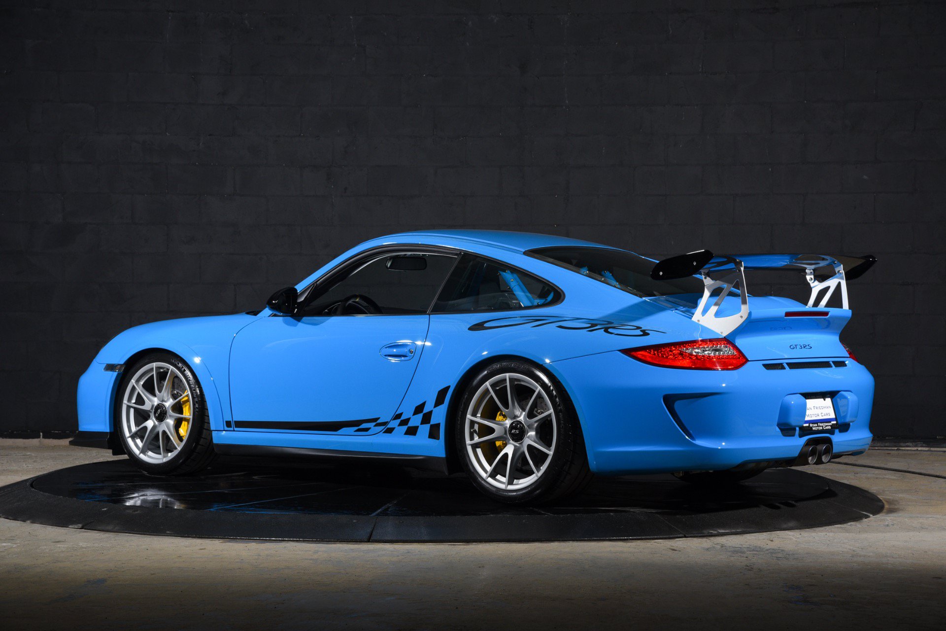Used 2011 Porsche 911 GT3 RS RWD image 8
