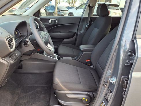 New 2026 Hyundai Venue SE image 6