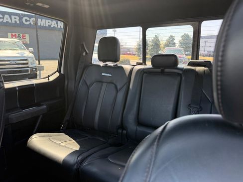 Used 2019 Ford F150 Platinum w/ Equipment Group 701A Luxury image 12