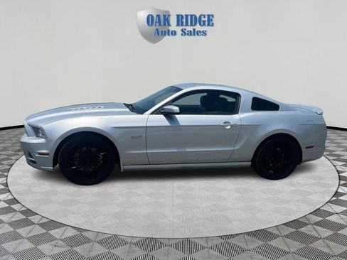 Used 2014 Ford Mustang GT Premium RWD image 8