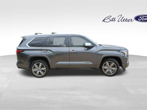 Used 2024 Toyota Sequoia Capstone AWD/4WD image 4