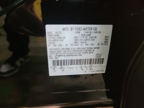 Used 2023 Ford Edge SEL w/ Sport Appearance Package image 33