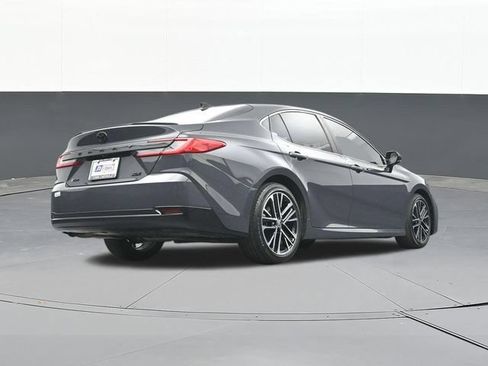 Used 2025 Toyota Camry XLE w/ Premium Package FWD image 46